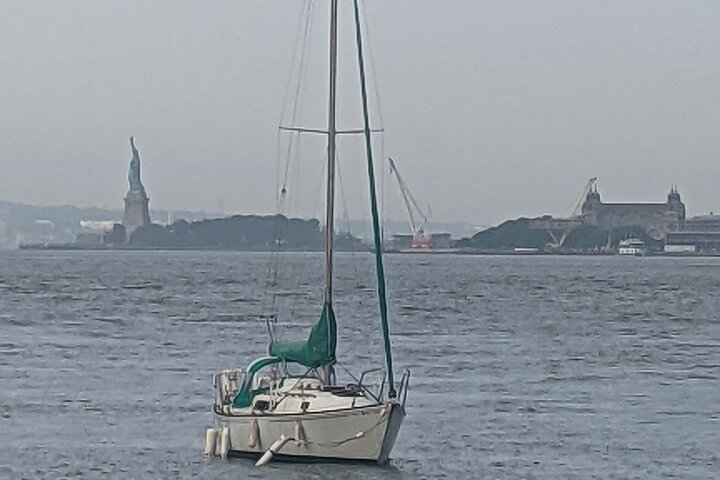 Private tour LI Sound to East River to the Statue of Liberty - Photo 1 of 18